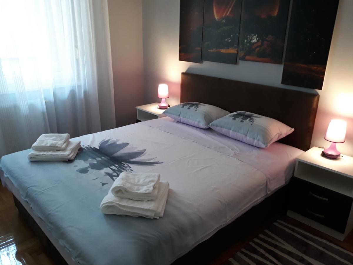 Apartment Azzuro 2 Нови Сад Екстериор снимка